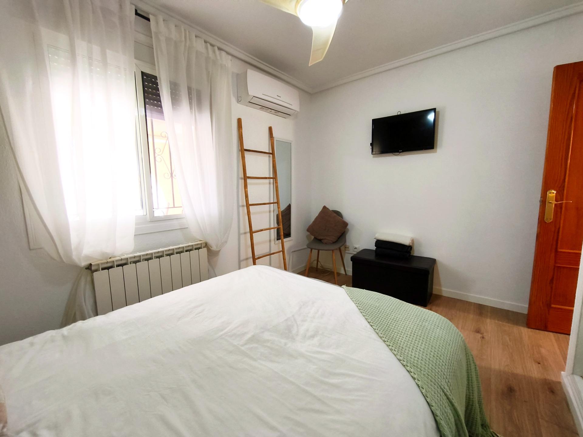 Chalet de 2 dormitorios en Murcia – Foto 24